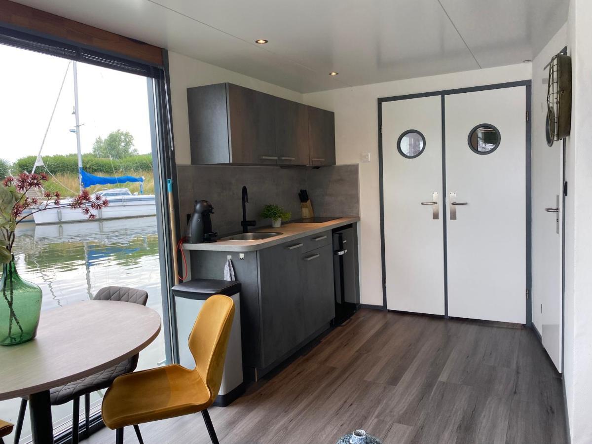 Houseboat De Amstel Hotell Monnickendam Exteriör bild